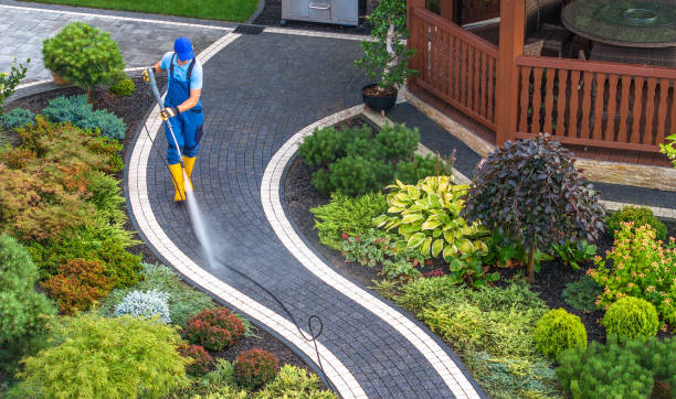 Why Choose Our Certified Pressure Washing Experts for Your Project Needs in Evart, MI?