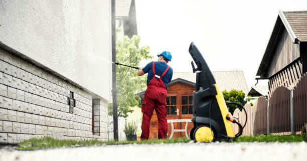 Best Pressure Washing Driveway  in Evart, MI